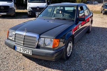 E200 W124 sedan